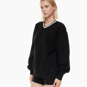 Aritiza TNA Cozy Fleece Boyfriend V-Neck Sweatshirt
